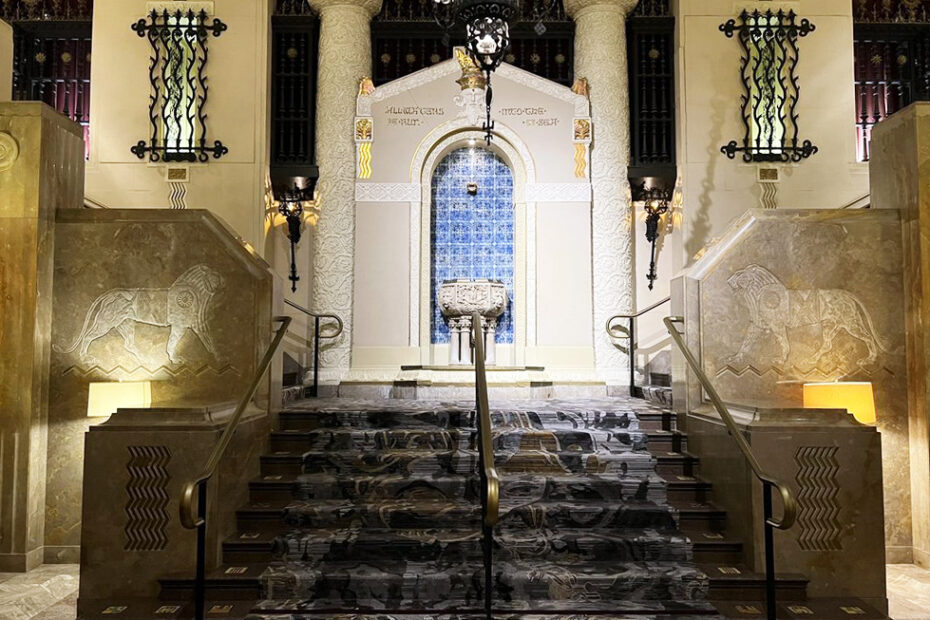 InterContinental Chicago Magnificent Mile (Courtesy Matt W Yelp)