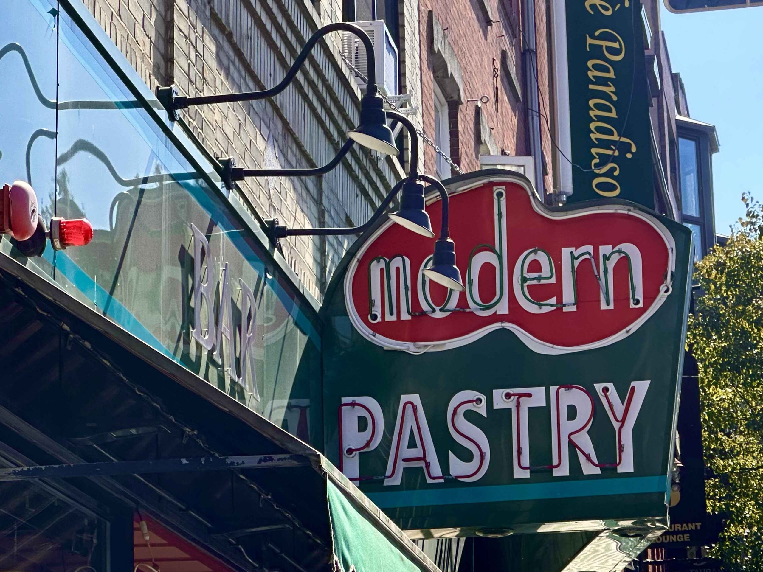 Modern Pastry (©Melanie Lee)
