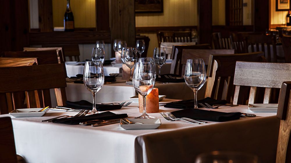 (Courtesy Yachtsman Steakhouse Yelp)