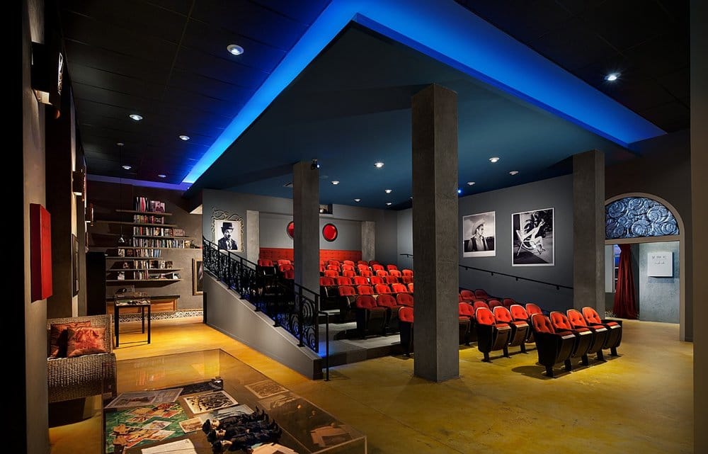 O Cinema South Beach (©Dana K Yelp)