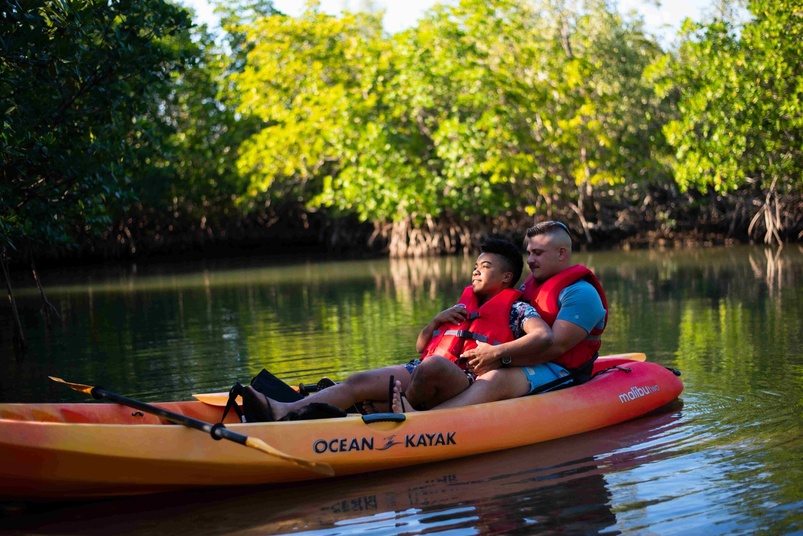 Couple Kayaking in Oleta River State Park (Courtesy Greater Miami Convention & Visitors Bureau)