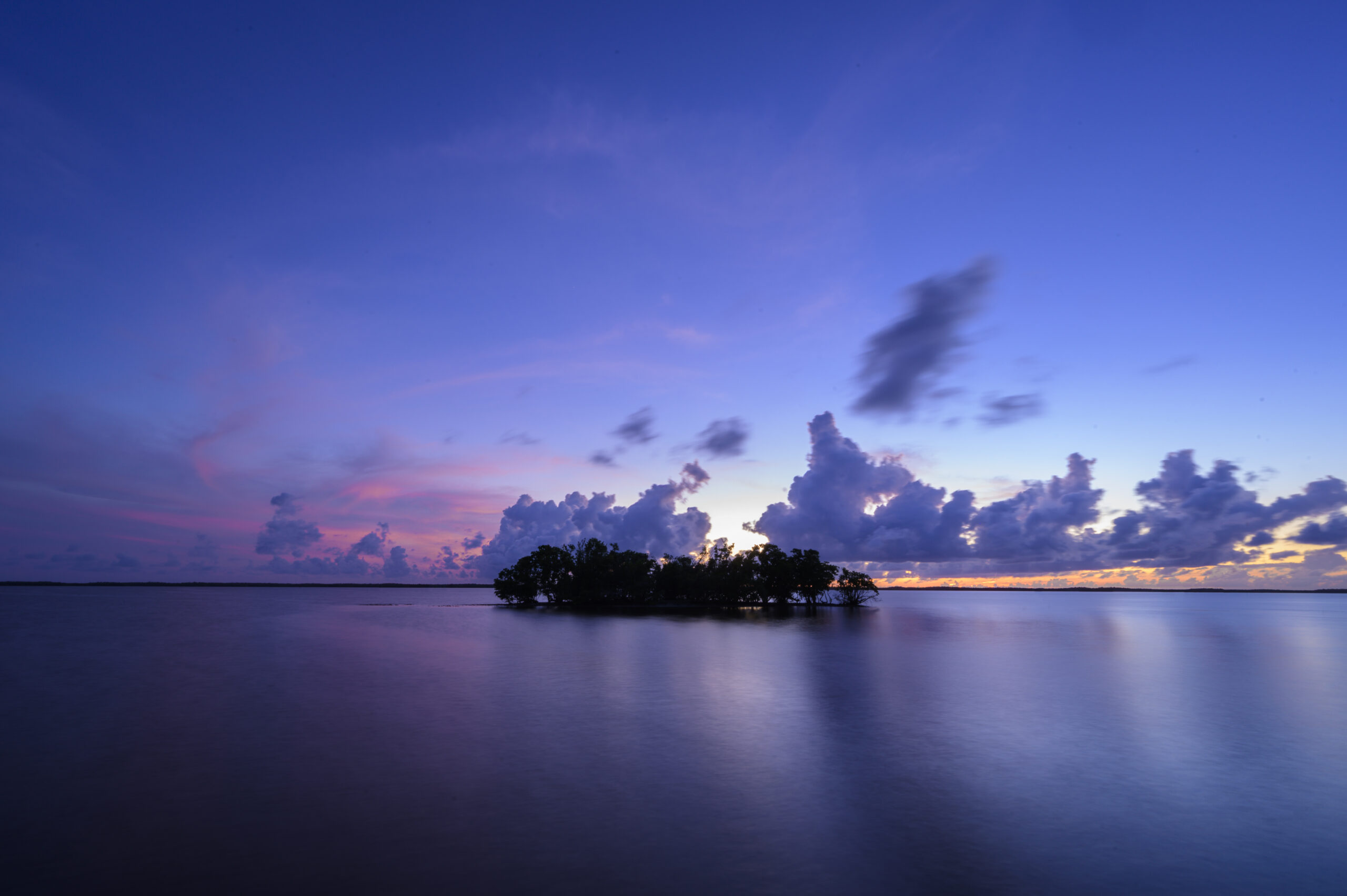 Biscayne Bay Sunset (Courtesy Greater Miami Convention & Visitors Bureau)