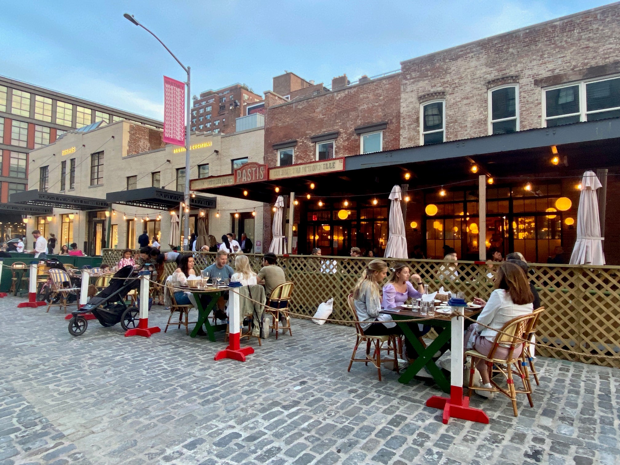 Six Amazing Outdoor Dining Experiences in New York City - GoVisit.Guide