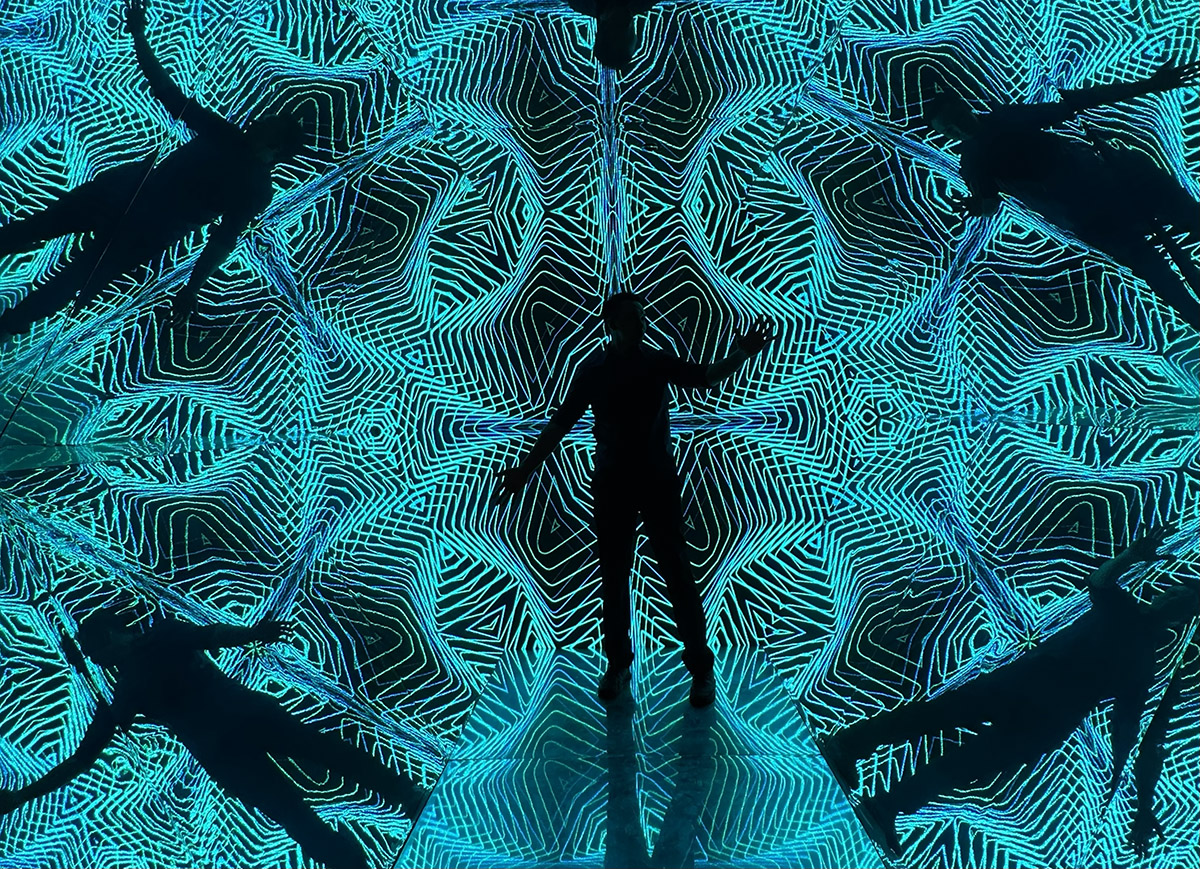 Museum of Illusions Chicago (©Melanie Lee)