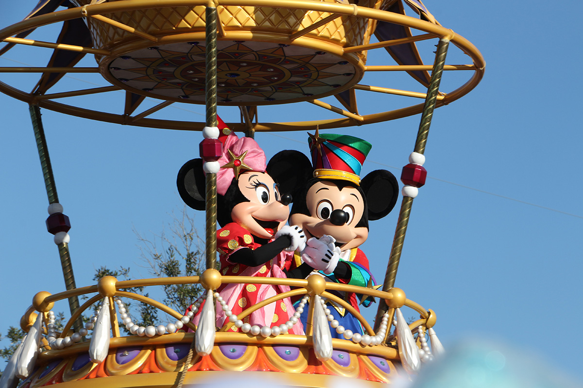 Mickey and Minnie Mouse (©Hector Vasquez)