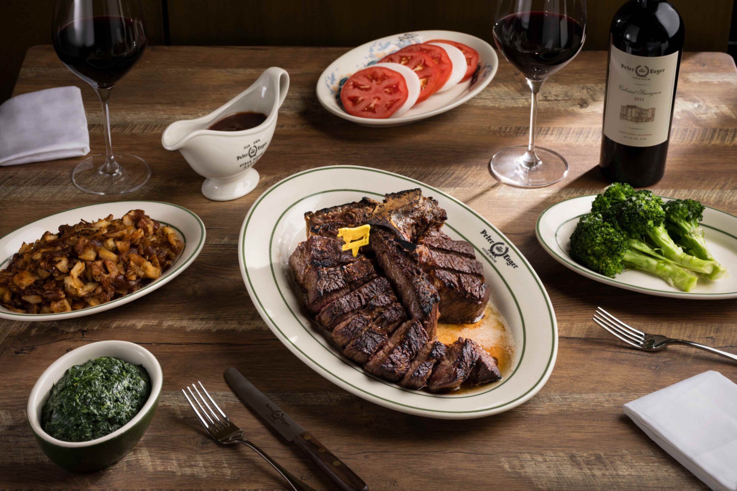 Peter Luger Steak House (Courtesy Caesars Entertainment)