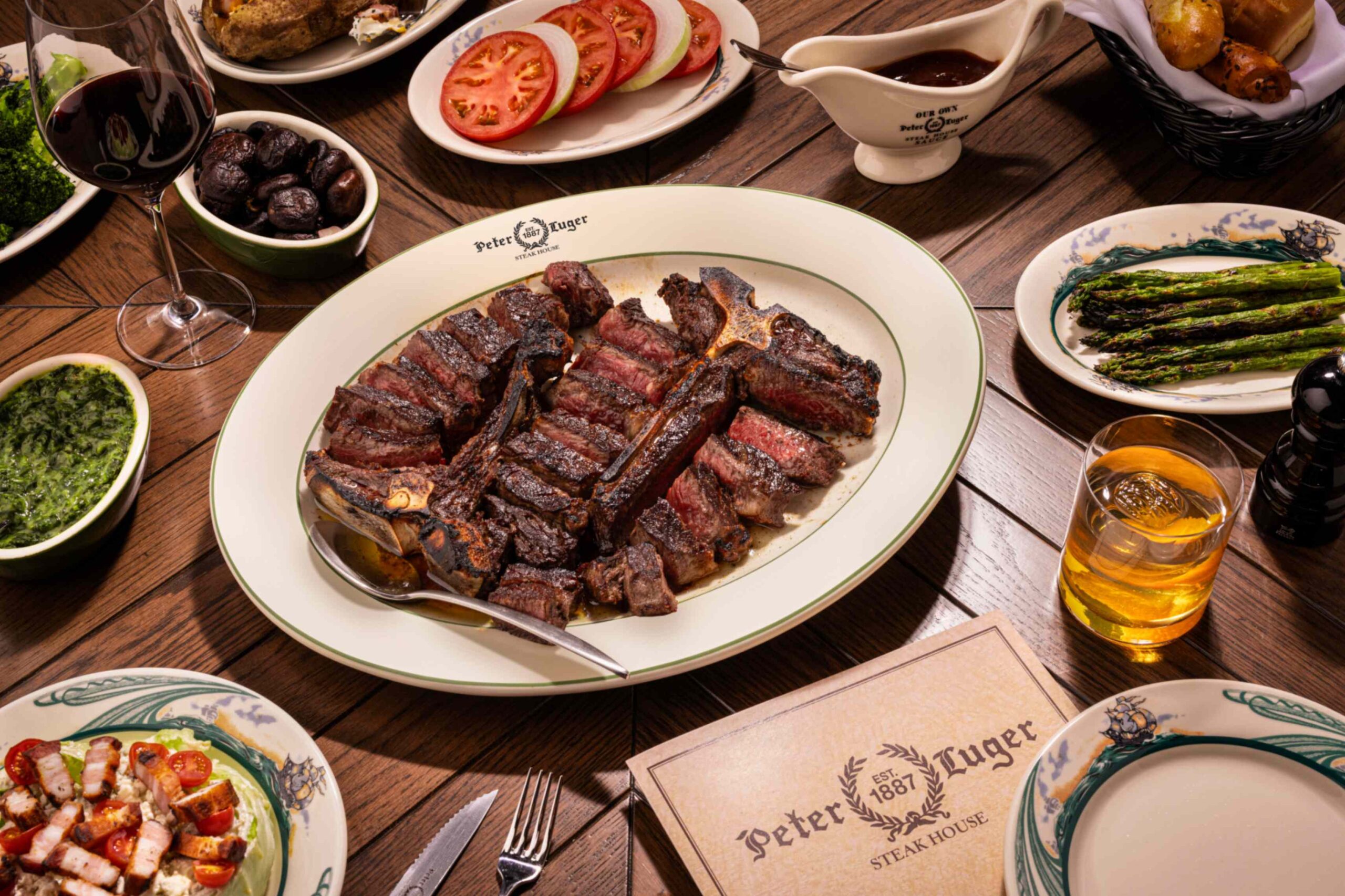 Peter Luger Steak House (Courtesy Caesars Entertainment)