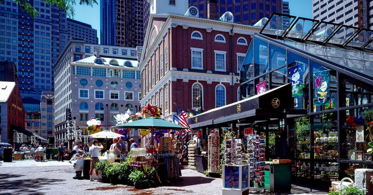 Faneuil Hall (Courtesy Pixabay)