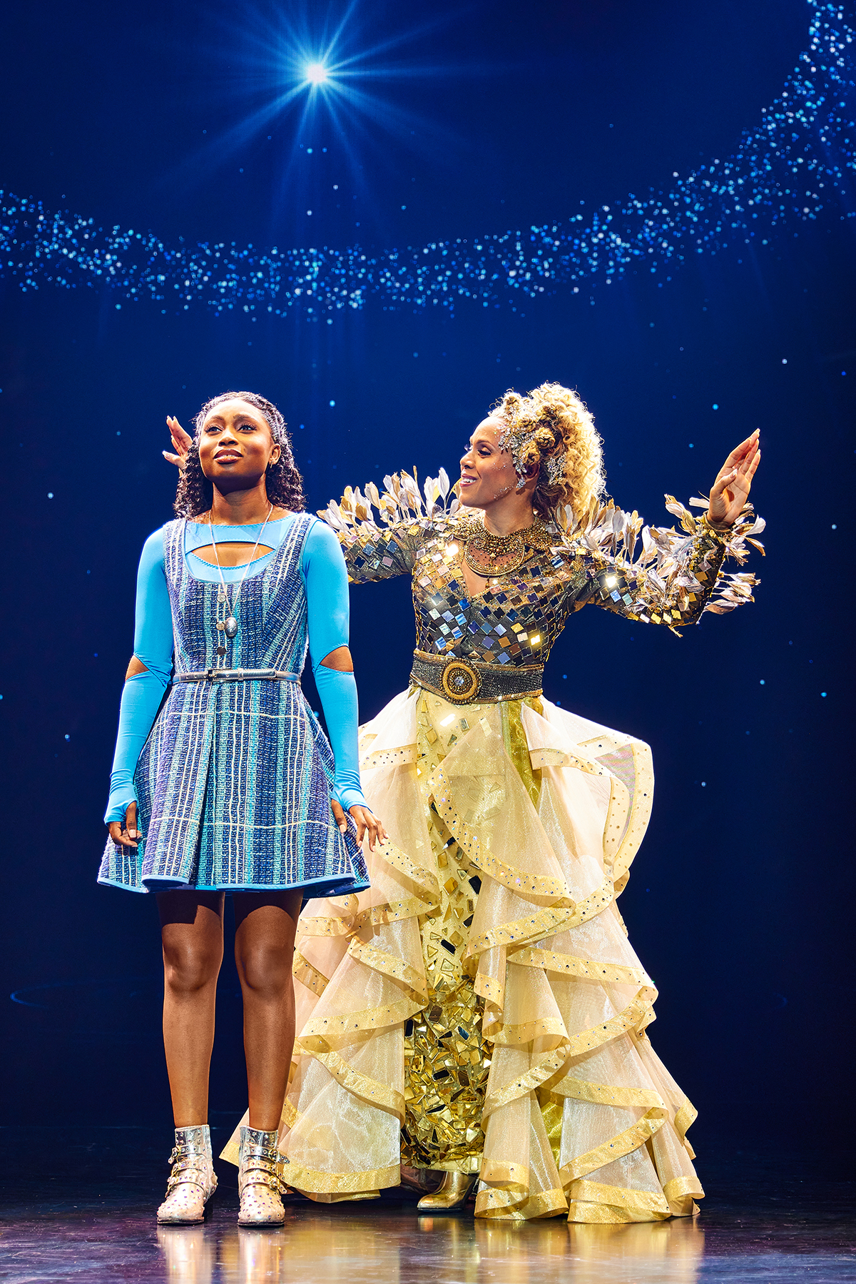 Deborah Cox as Glinda in THE WIZ (©Jeremy Daniel)