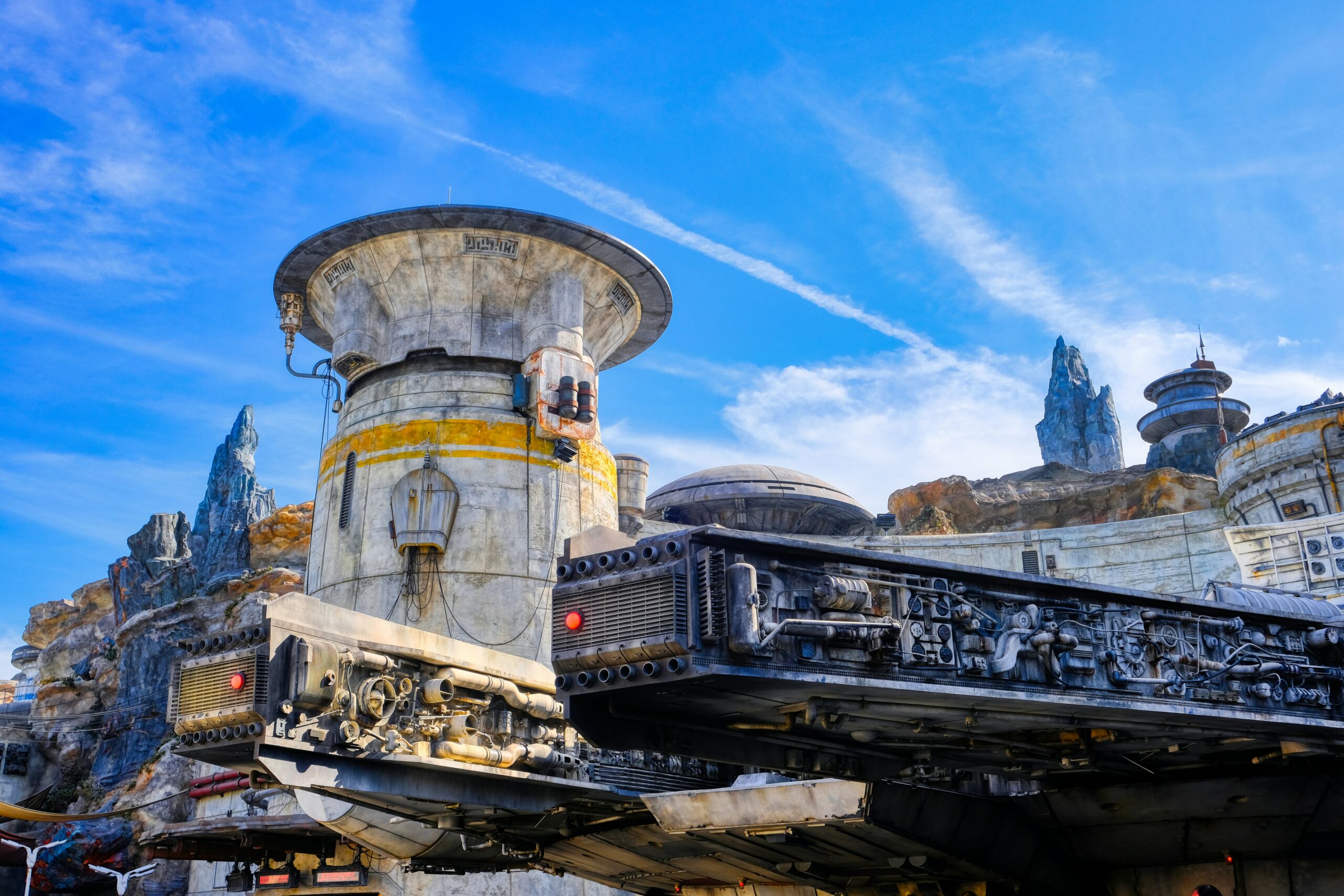 Star Wars Galaxy's Edge at Disney's Hollywood Studios *©Brian McGowan)