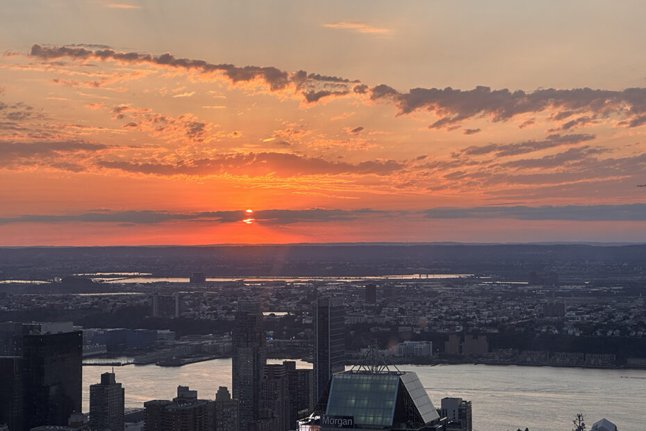 Top of the Rock Sunset (©Melanie Lee)