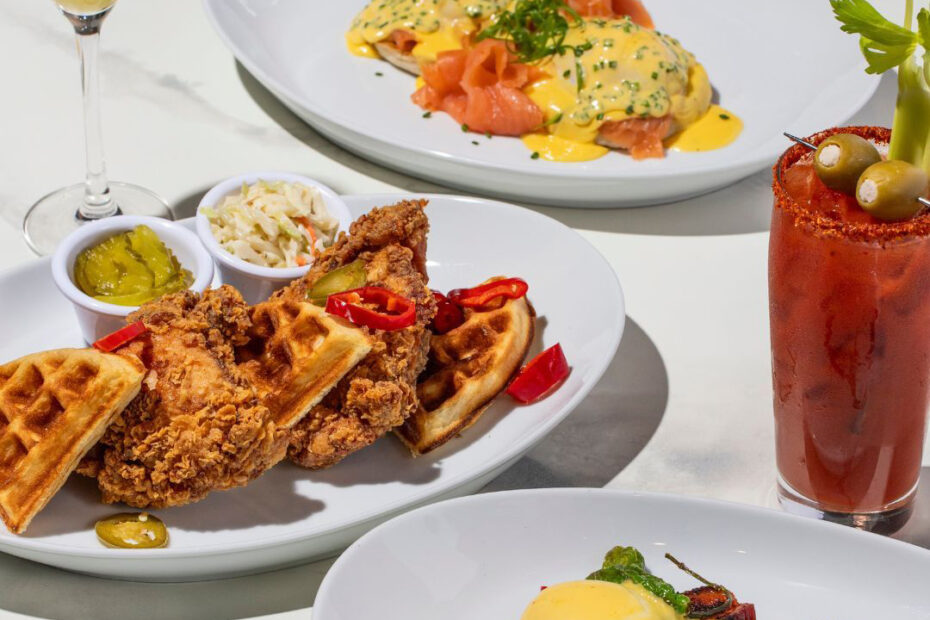Brunch Spread (Courtesy STK Steakhouse)