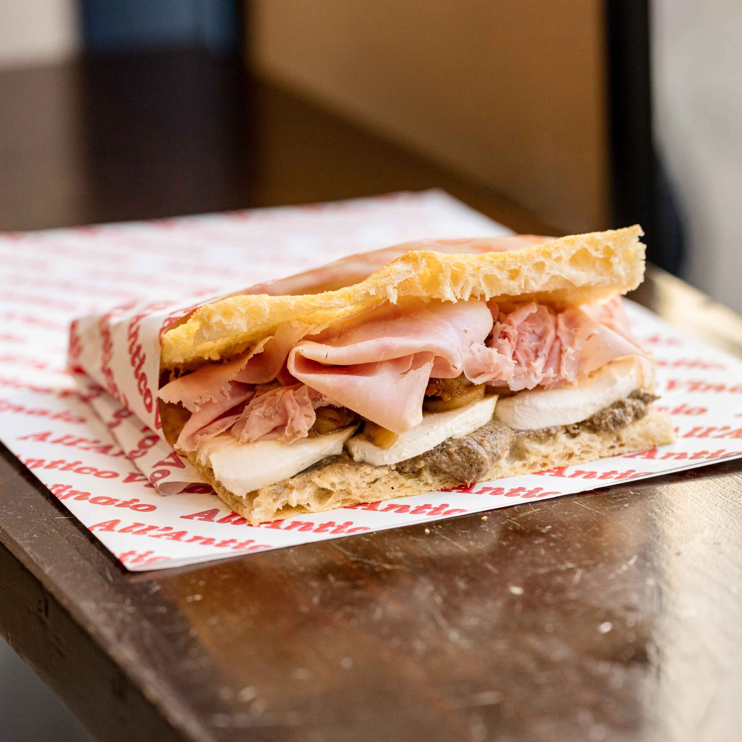 (Courtesy All’Antico Vinaio)