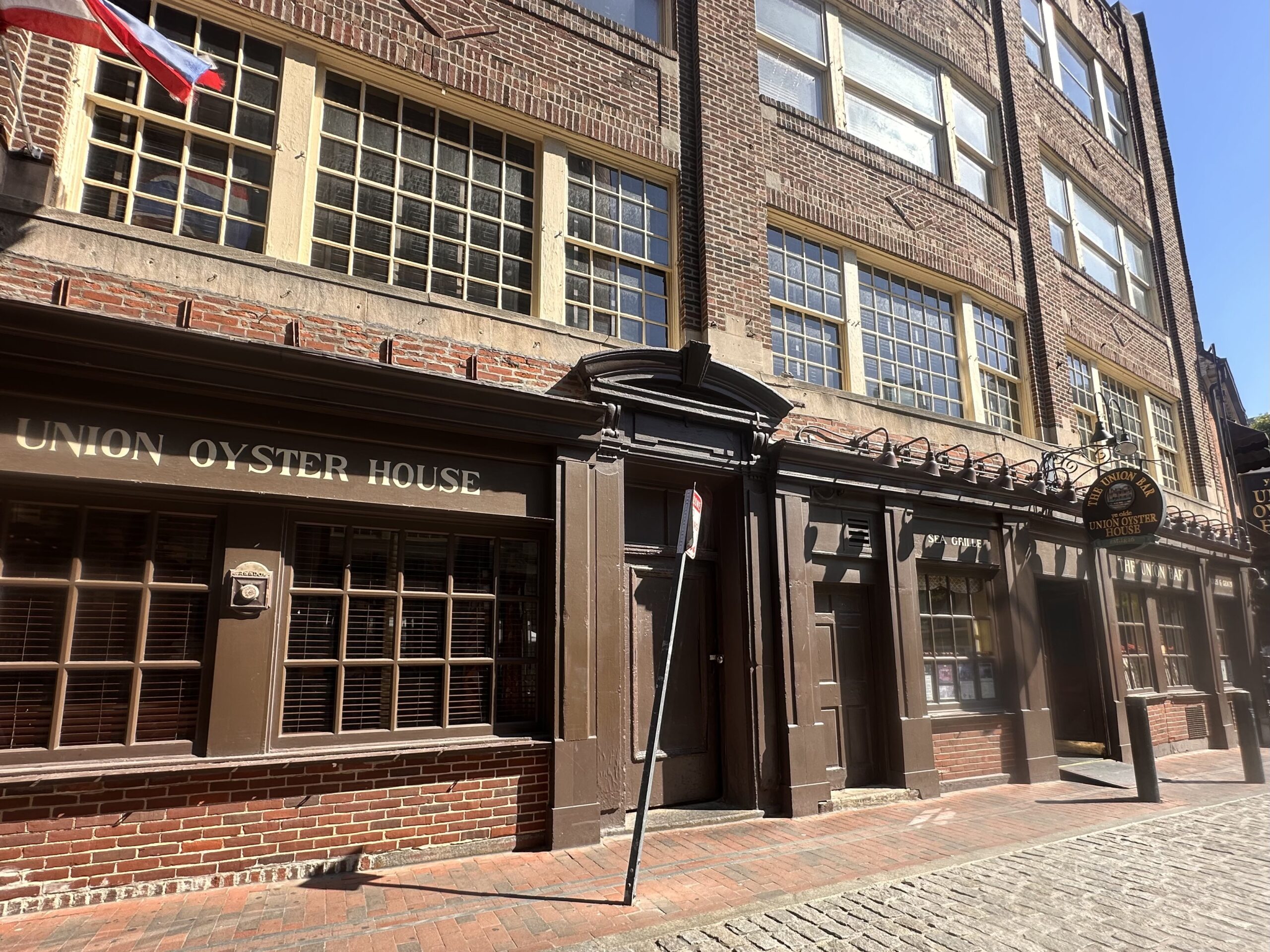 Union Oyster House (©Melanie Lee)