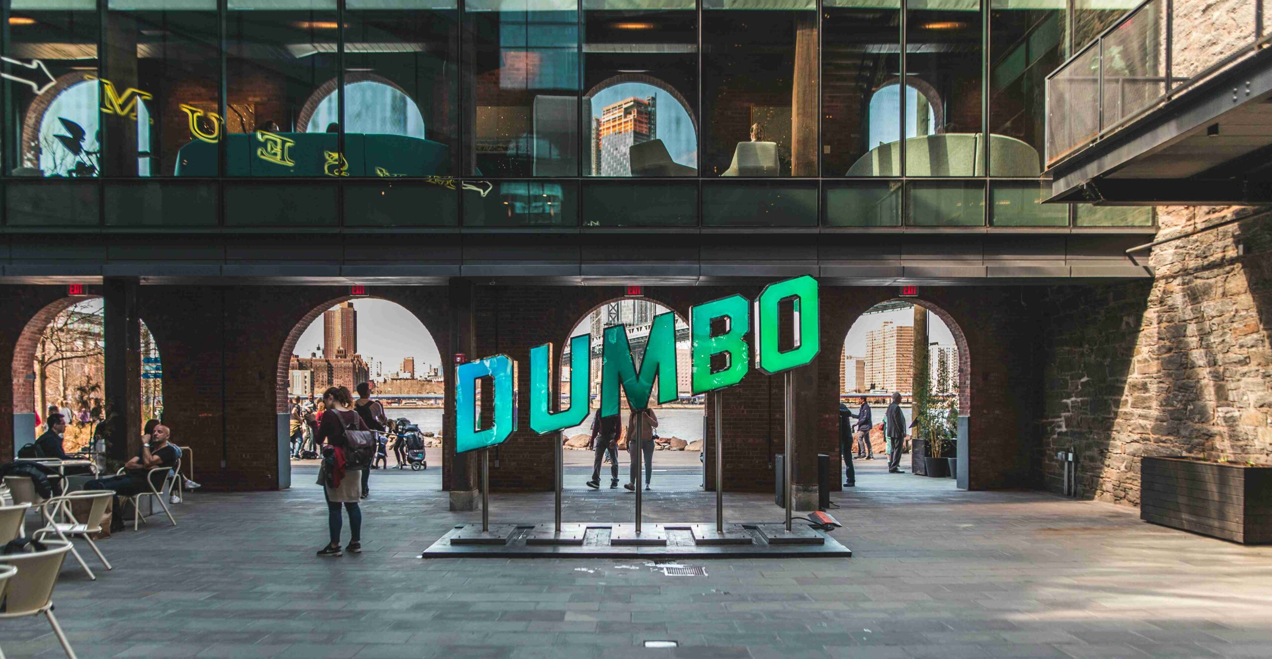 DUMBO (©Tim Trad)