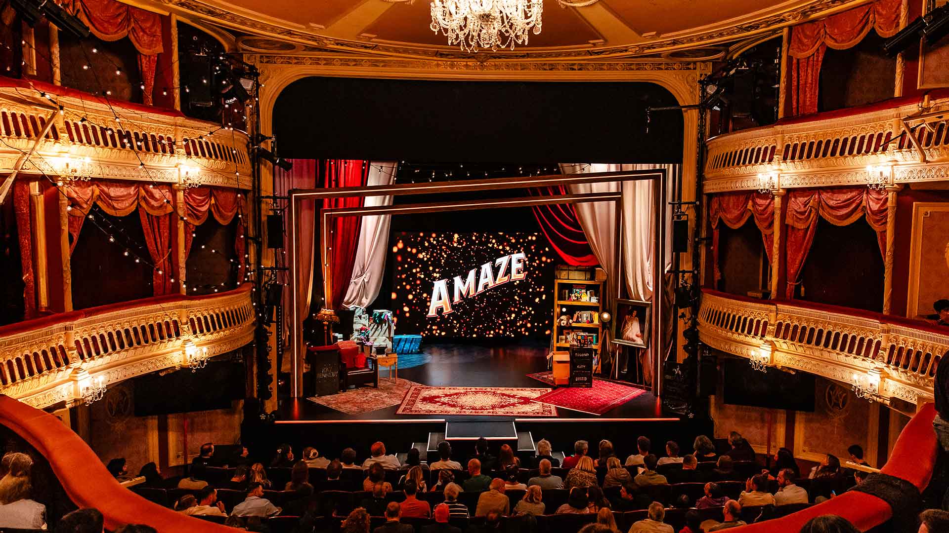 Jamie Allan's AMAZE (©Danny Kaan)
