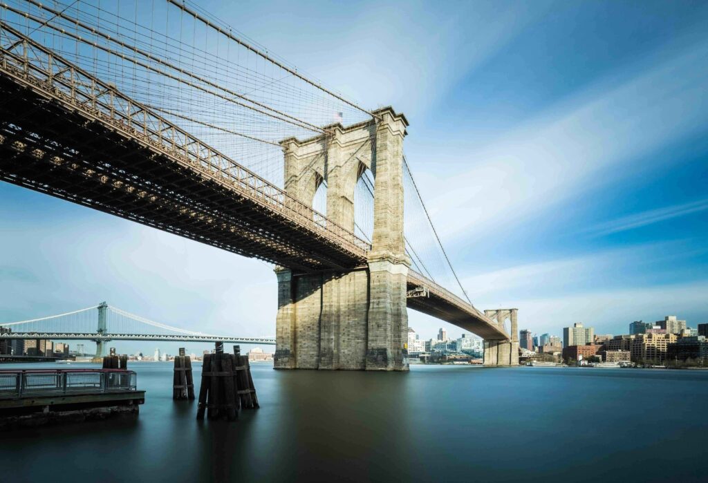 Brooklyn Bridge (©Alexander Rotker)