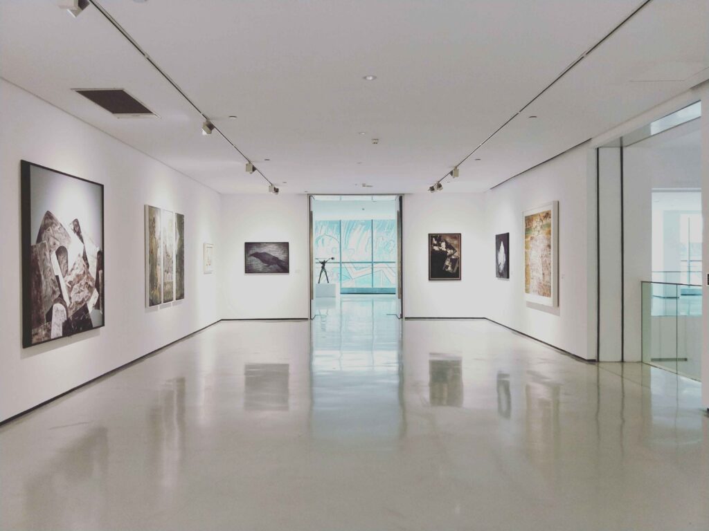 Art Gallery (©Dannie Jing)