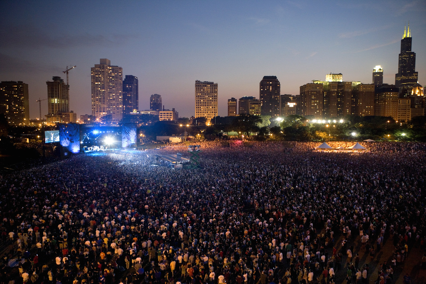 Lollapalooza (Courtesy Illinois Office of Tourism Image Library)