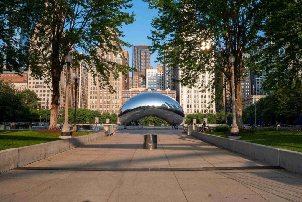 The Bean at Millennium Park (©Adam Ling)
