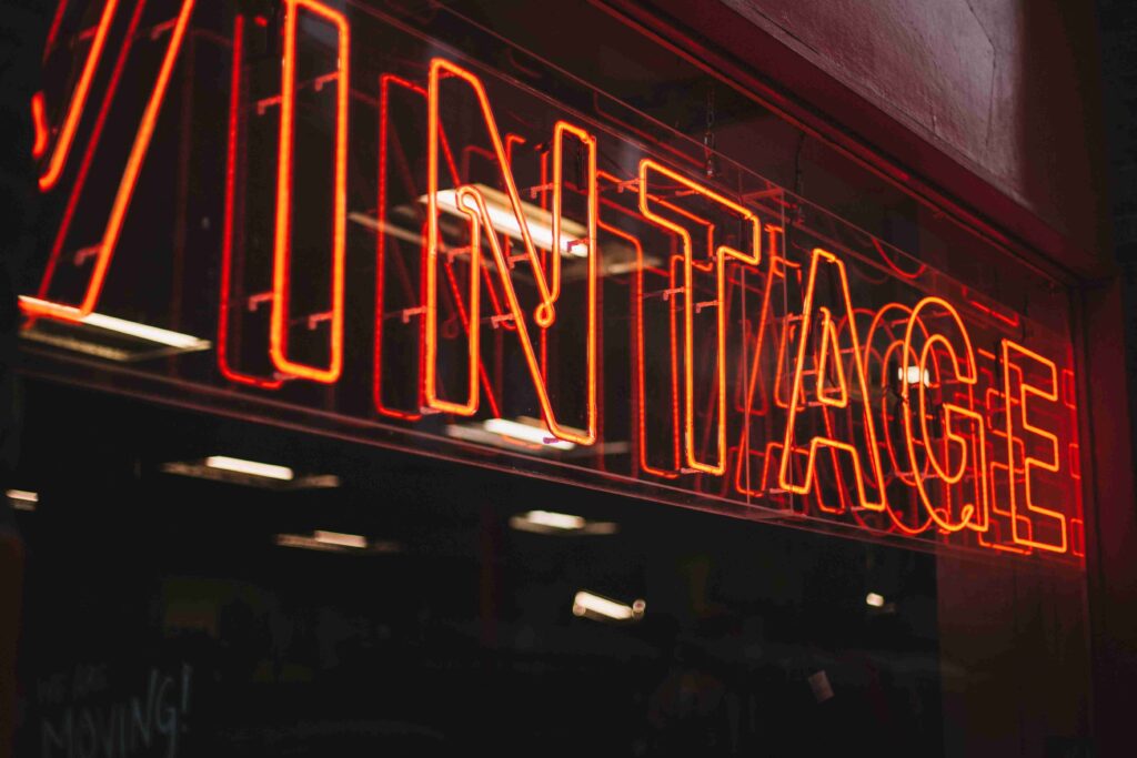 Vintage Shopping (©Clem Onojeghuo)