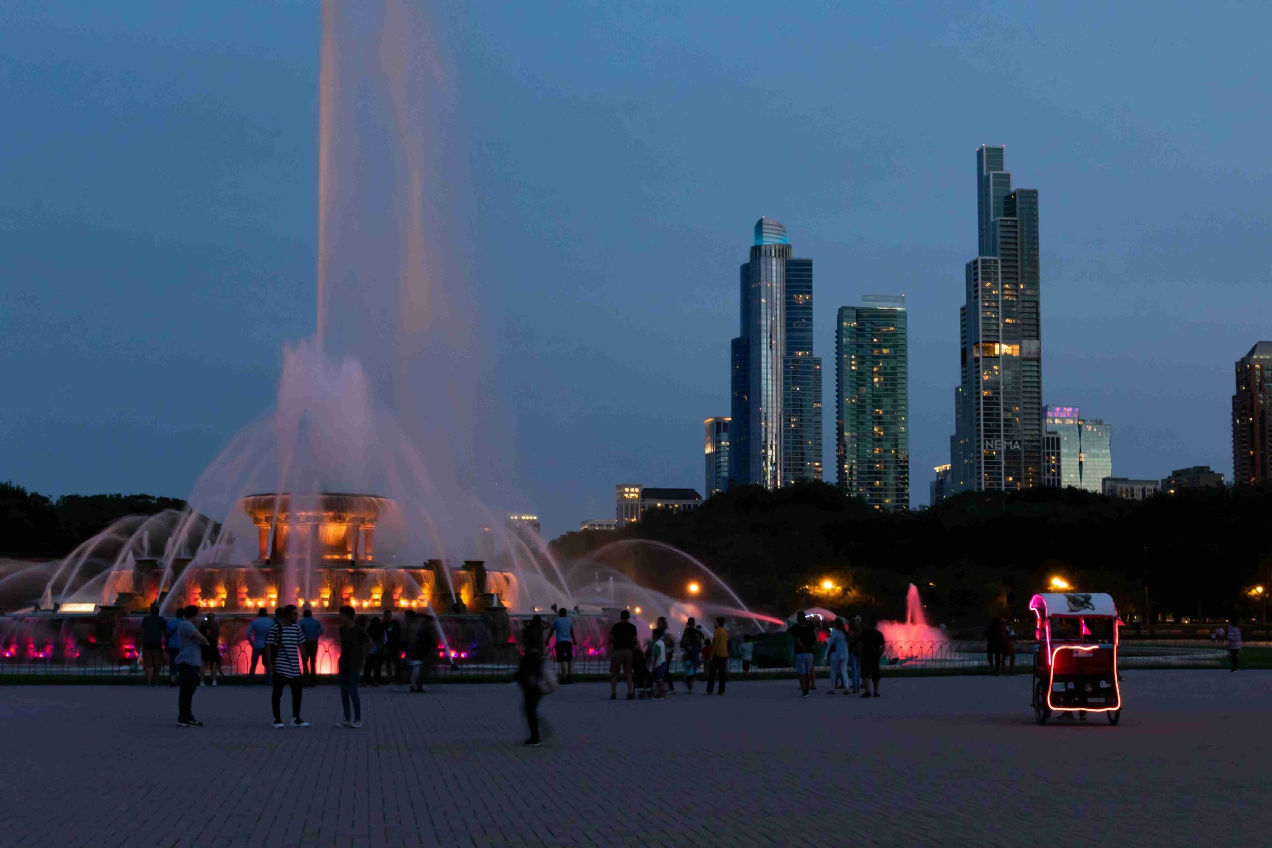 Buckingham Fountain at Grant Park (©Cole Parsons)