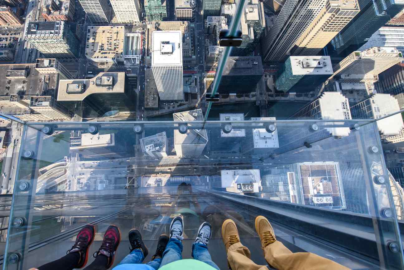 Skydeck Chicago (©Ranvestel Photographic)
