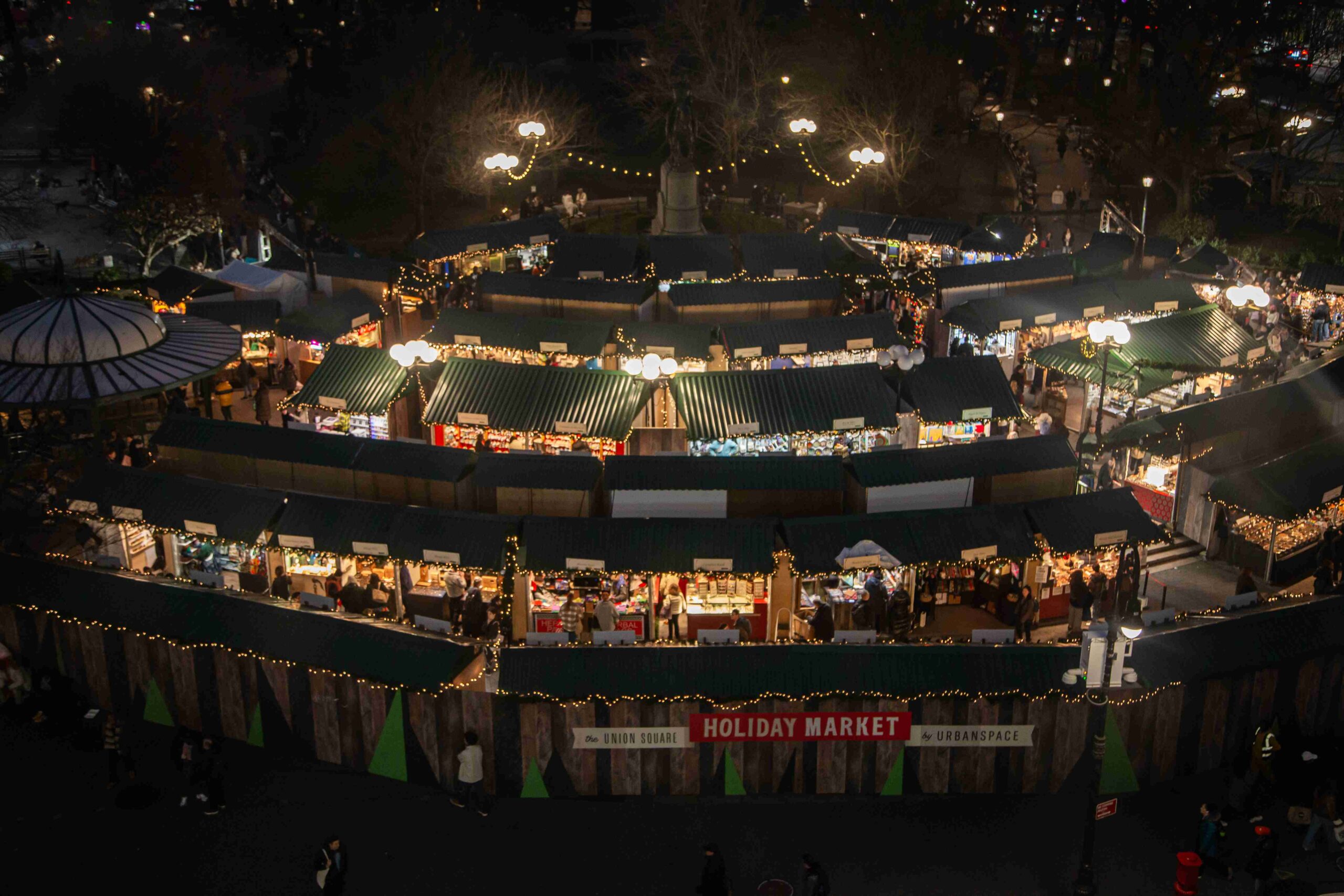 Union Square Holiday Market by Urbanspace (©Bella Picicci)