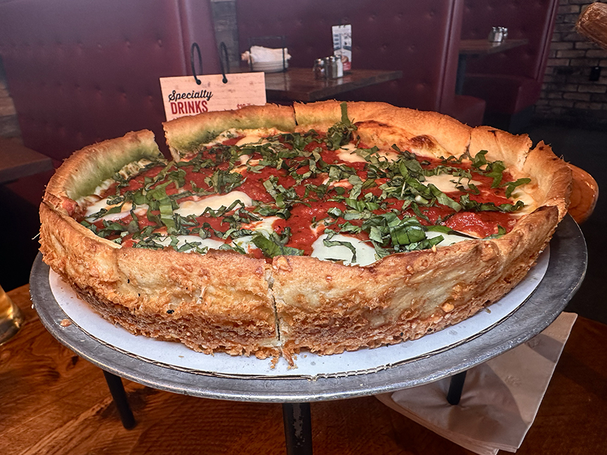 Deep Dish Pizza at Giordano's (©Melanie Lee)