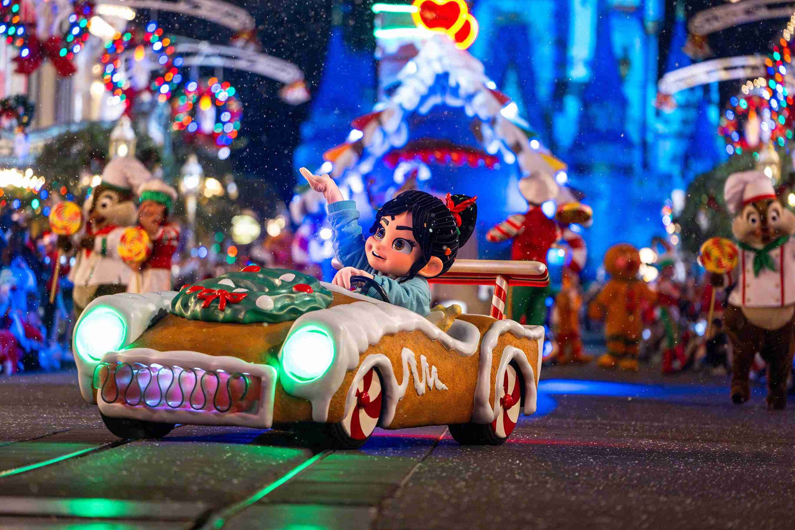 Mickey's Very Merry Christmas Party (Courtesy The Walt Disney Company/Photographer Bennett Stoops)