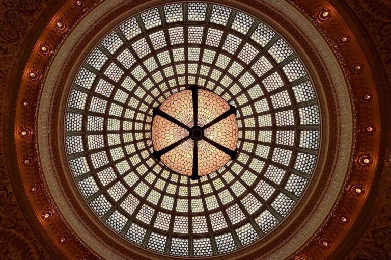 Chicago Cultural Center (©Melanie Lee)
