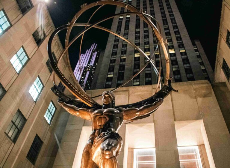 Rockefeller Center (©Zoshua Colah) Rockefeller Center (©Zoshua Colah)