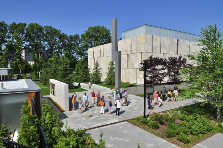 Barnes Foundation (Photo by B. Krist for Visit Philadelphia®)