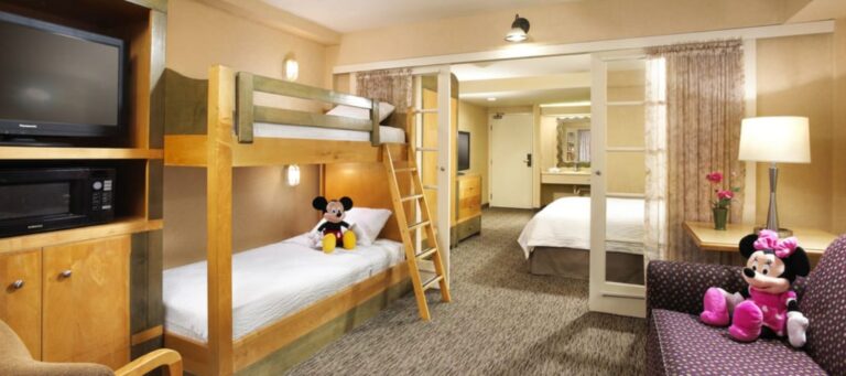 (Courtesy Anaheim Portofino Inn & Suites) (Courtesy Anaheim Portofino Inn & Suites)