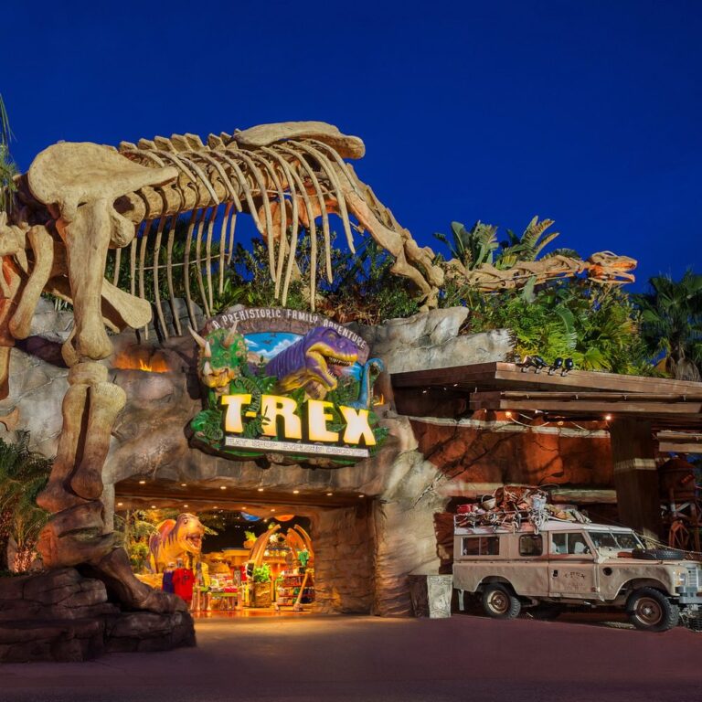 (Courtesy T-Rex Cafe) (Courtesy T-Rex Cafe)