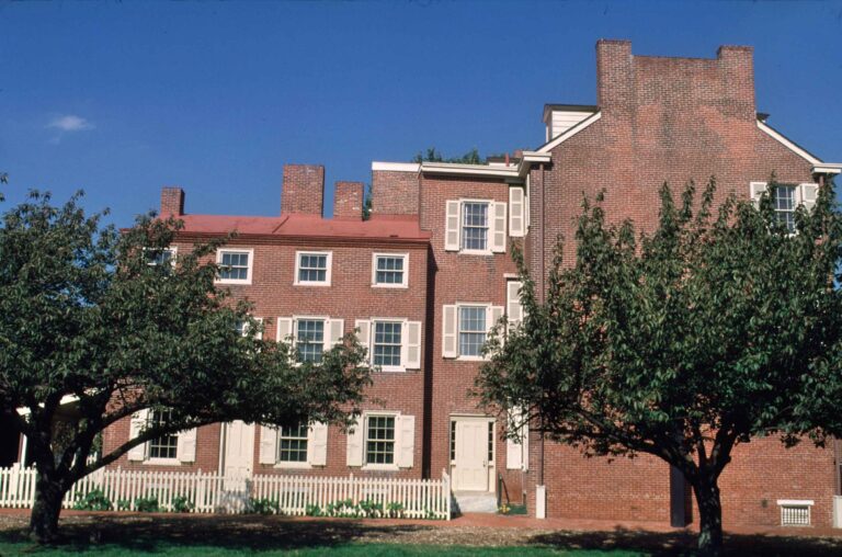 Edgar Allan Poe National Historic Site (Photo by R. Kennedy for VISIT PHILADELPHIA®)