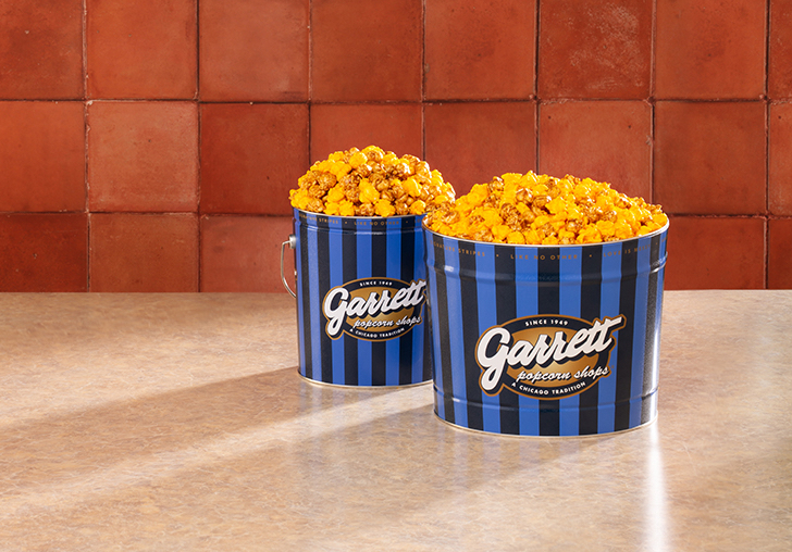 Garrett Popcorn Shops Serve the Perfect Chicago Souvenirs (Courtesy Garrett Popcorn Shops)
