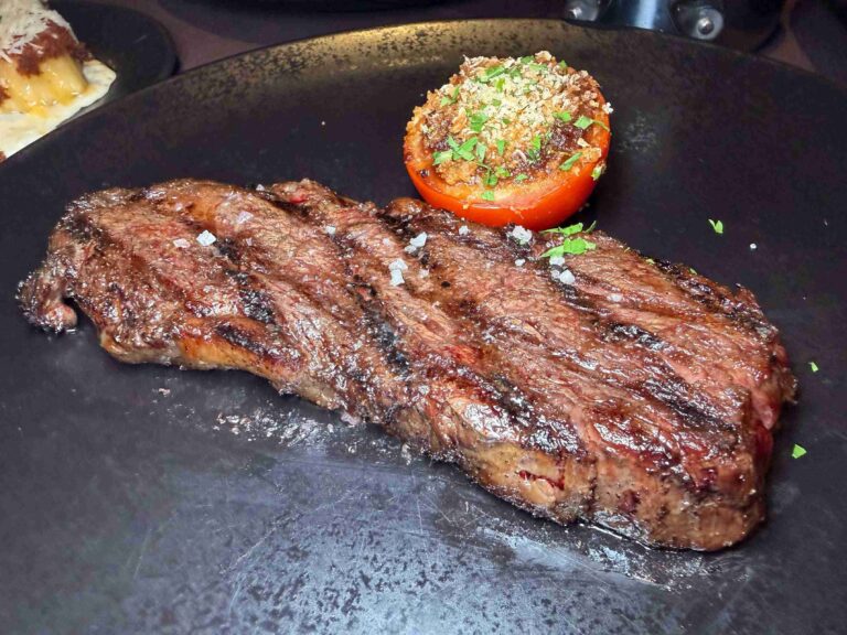 Bourbon Steak (©Melanie Lee) Bourbon Steak (©Melanie Lee)