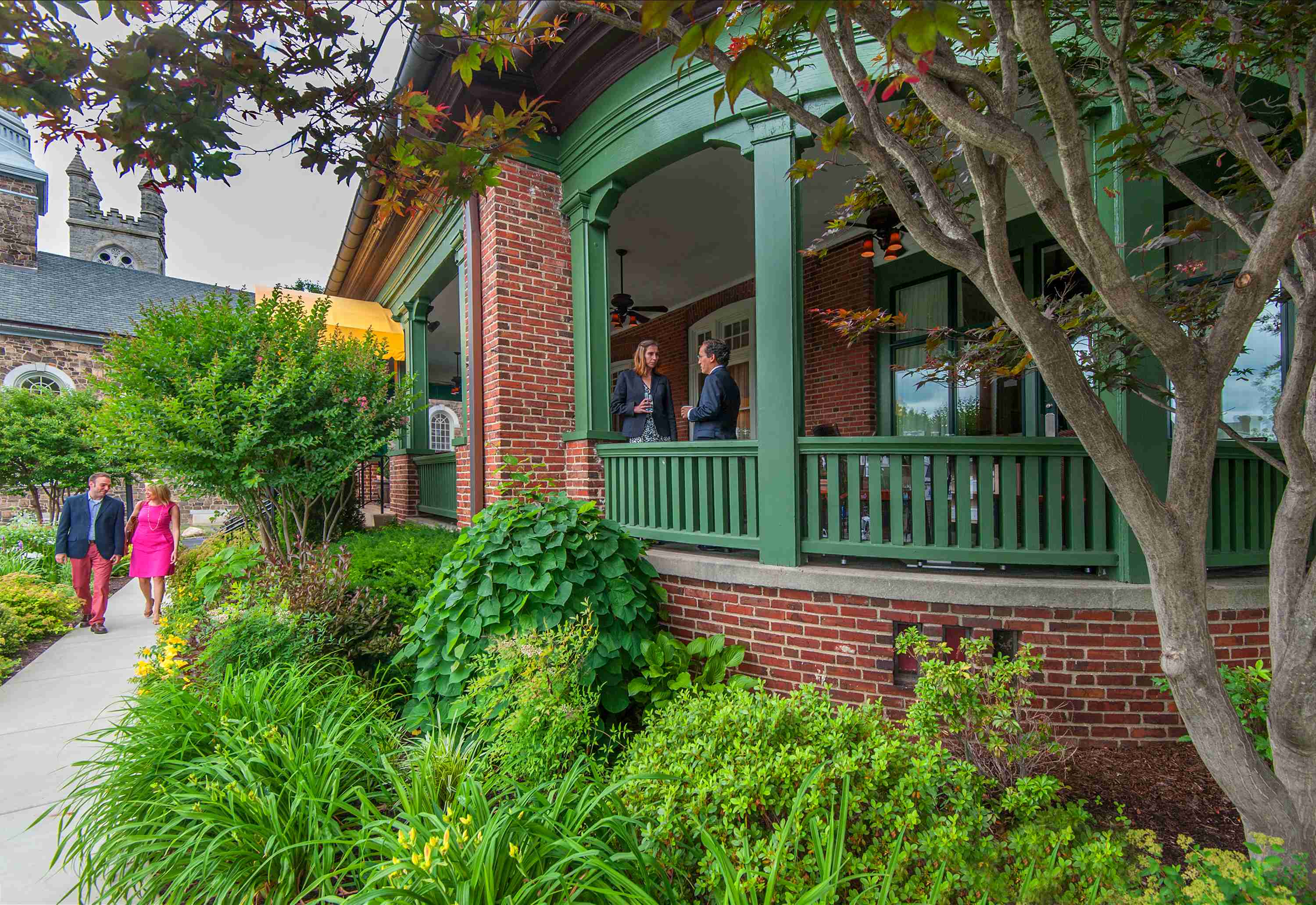 Wayne Hotel (Photo by R. Kennedy for Visit Philadelphia™)