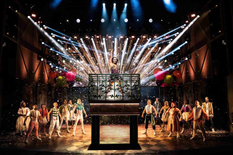 & Juliet (©Matthew Murphy)