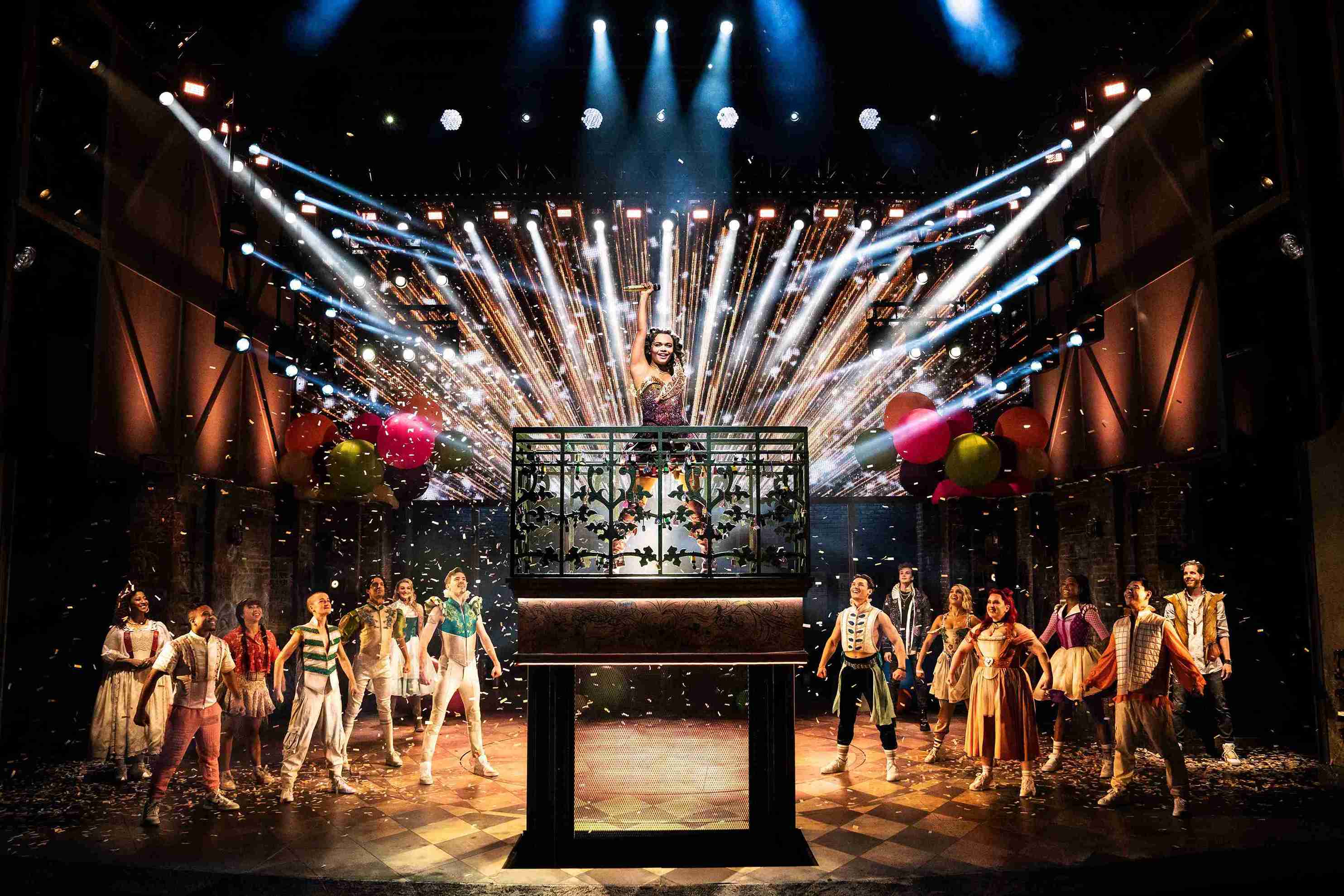 & Juliet (©Matthew Murphy)