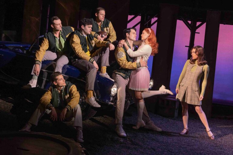 The Outsiders (©Matthew Murphy)