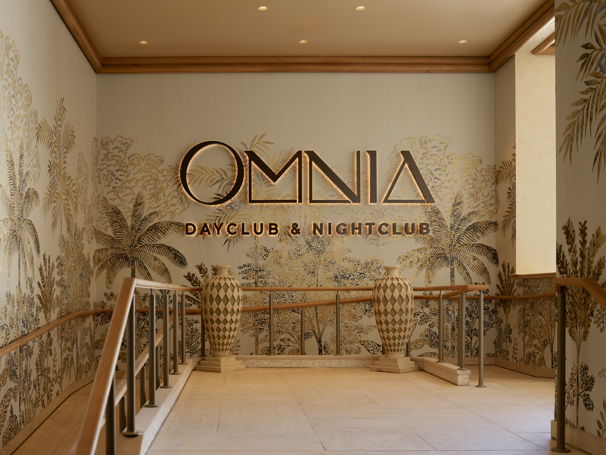 OMNIA Dayclub (Courtesy TAO Group Hospitality)