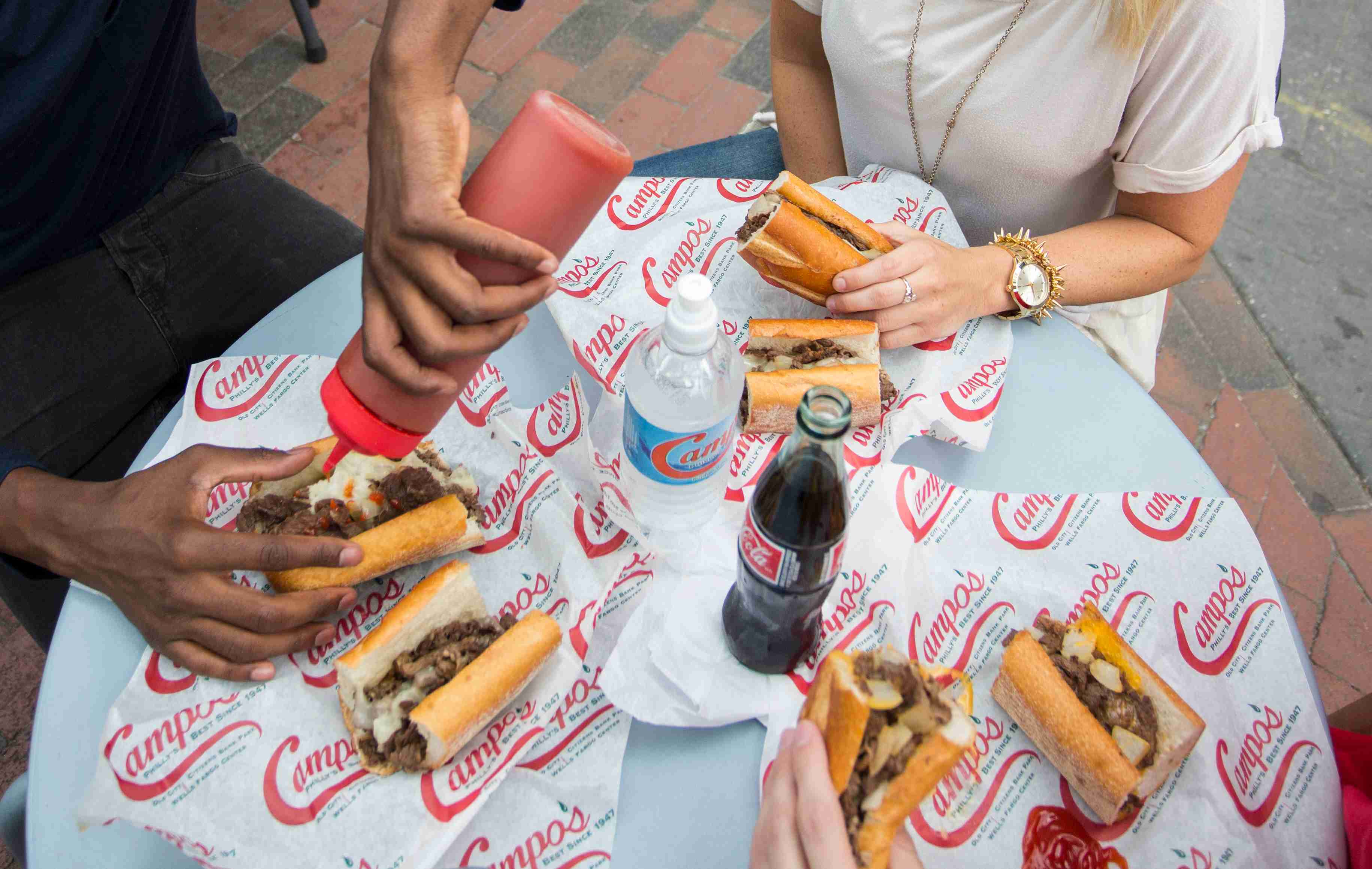 Campo's Cheeseteaks (C. Smyth©VISIT PHILADELPHIA®)