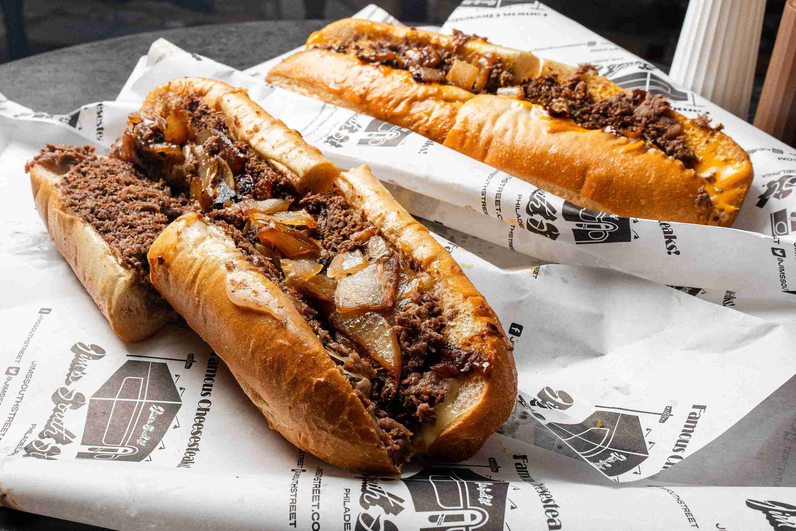 Jim's South Street (Photo by R. Rabena for VISIT PHILADELPHIA®)