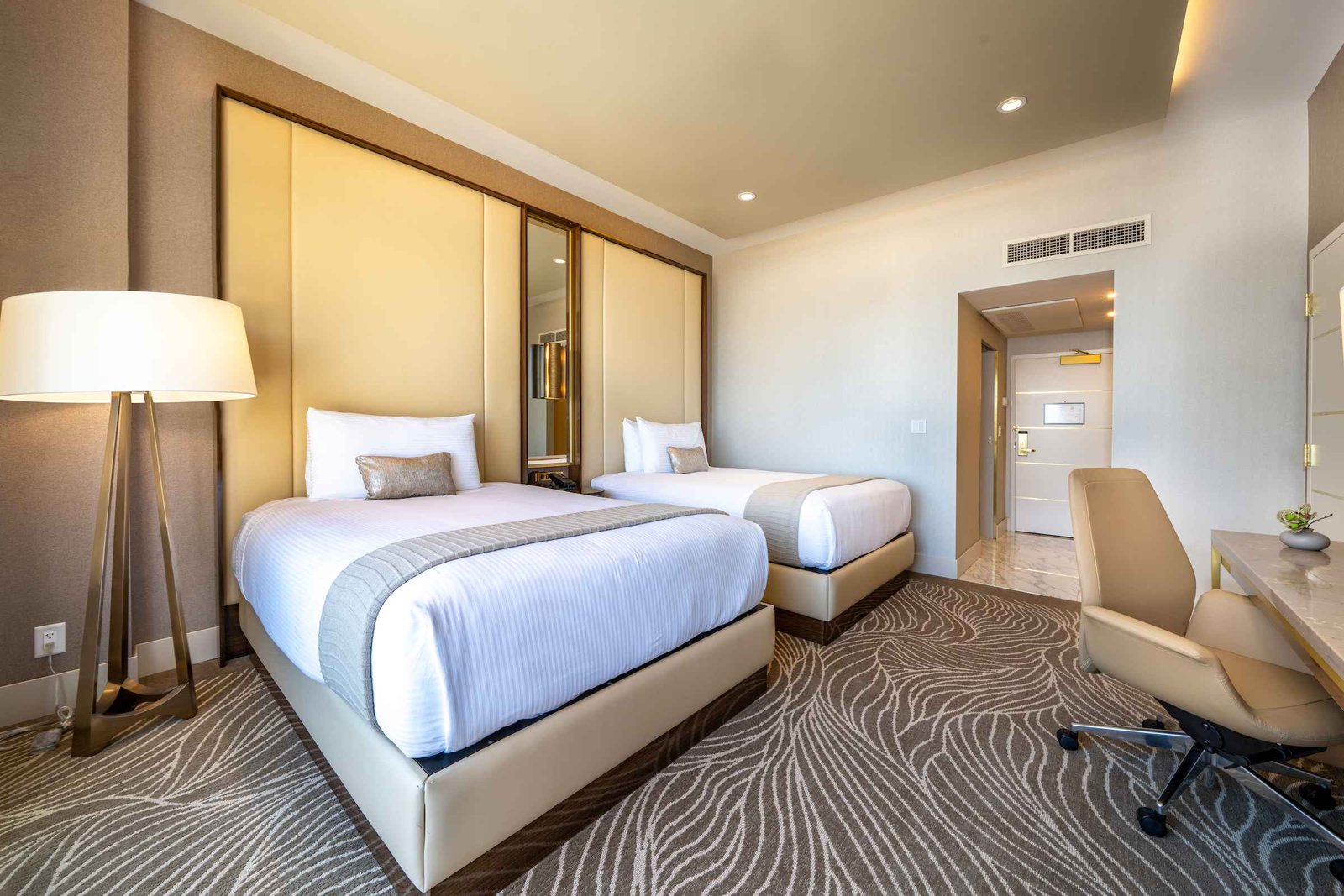 Marra Tower Rooms (Courtesy SAHARA Las Vegas)