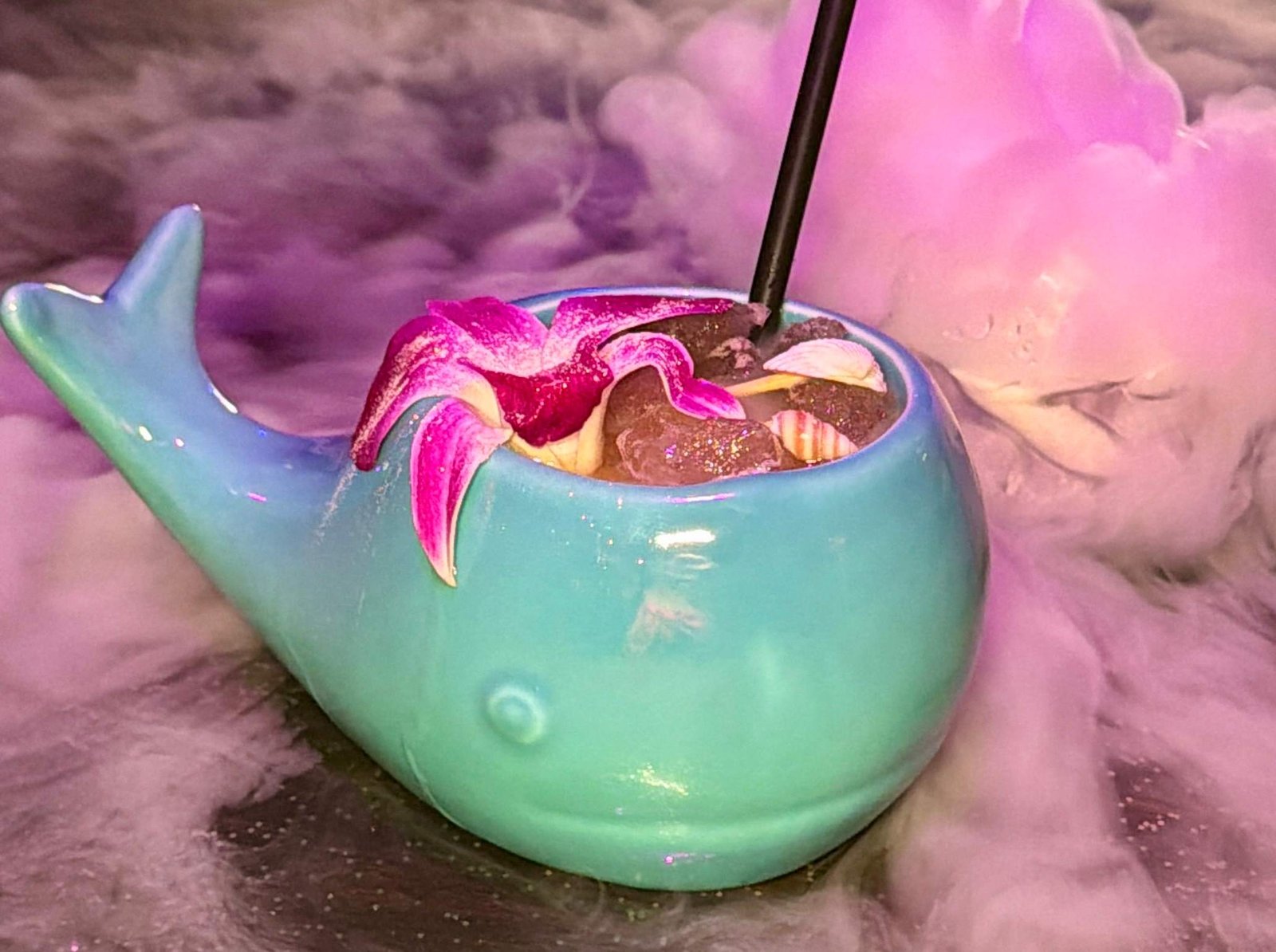 Glitter Gulch Tiki Bar (©Melanie Lee(