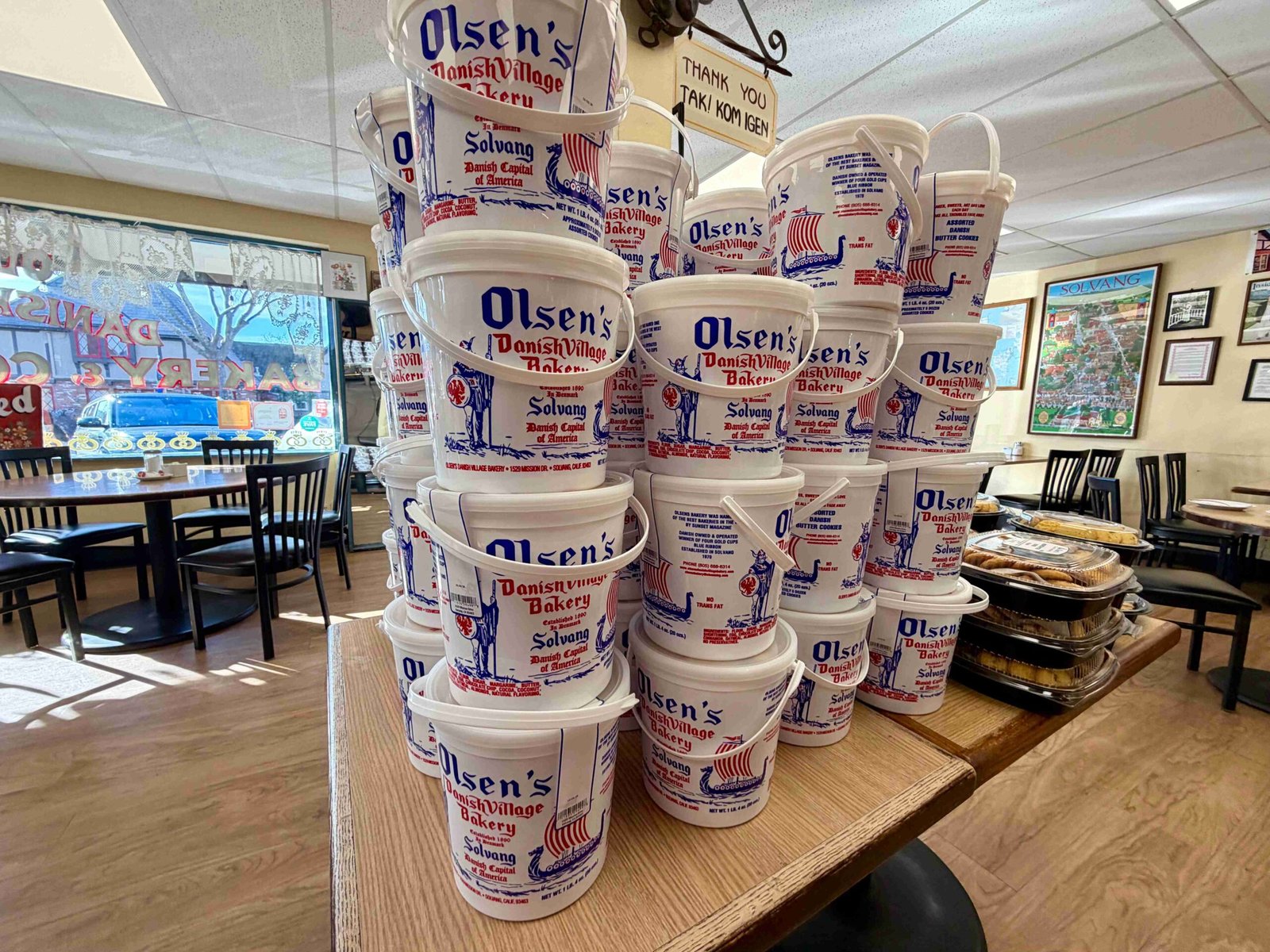Olsen's Danish Village Bakery (©Melanie Lee)