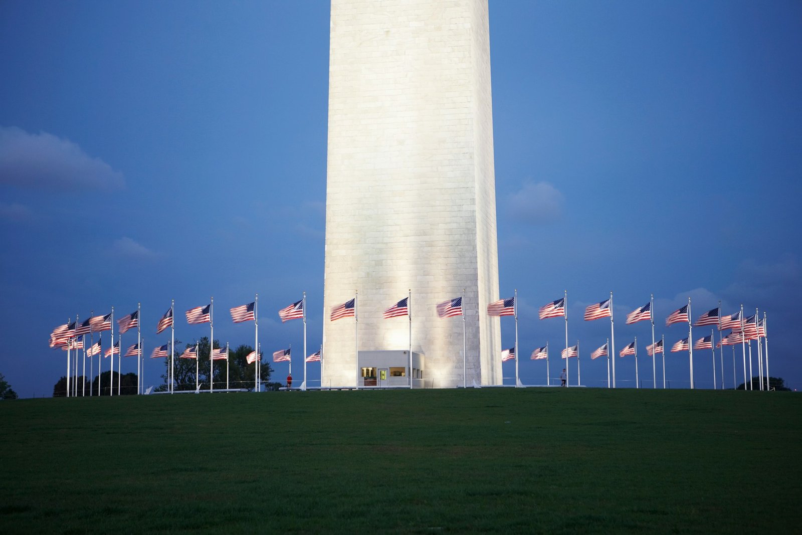 Washington Monment Grounds (©Getty Images)